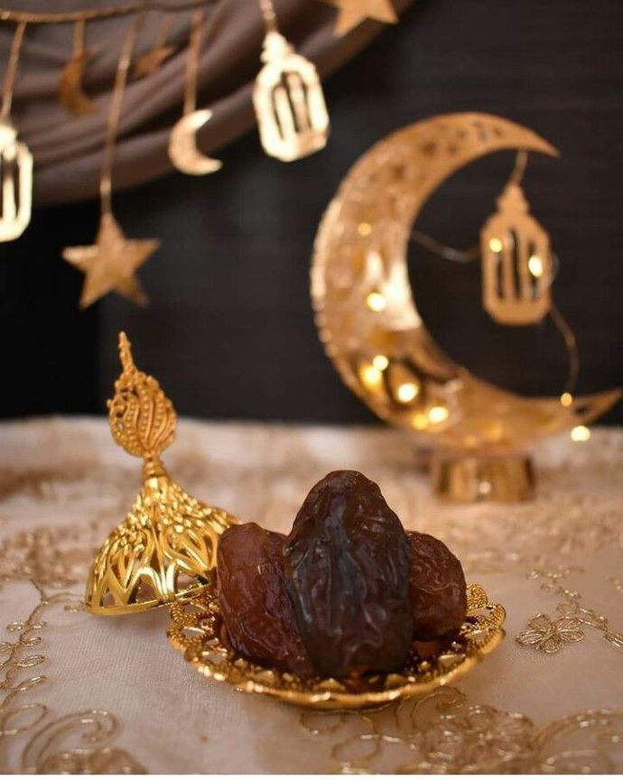İlk iftarı açtık. Baş ağrısı ve sinir var mıydı?