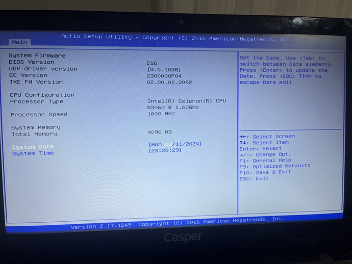Acil yardım pc den anlayan bi arkadaş?