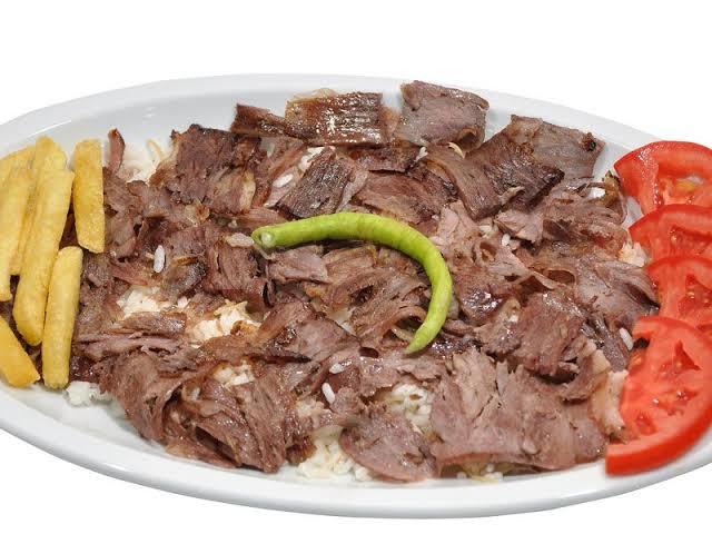 İskender mi pilav üstü mü??