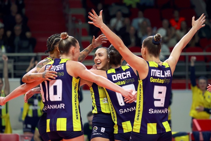 Fenerbahçe Opet, CEV Şampiyonlar Ligi yarı final ilk maçı için bu akşam sahaya çıkıyor. Sizce temsilcimiz turu geçebilir mi?