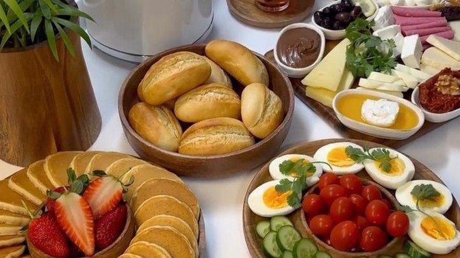 Sahurda kahvaltı mı yoksa yemek mi tercih ediyorsunuz?