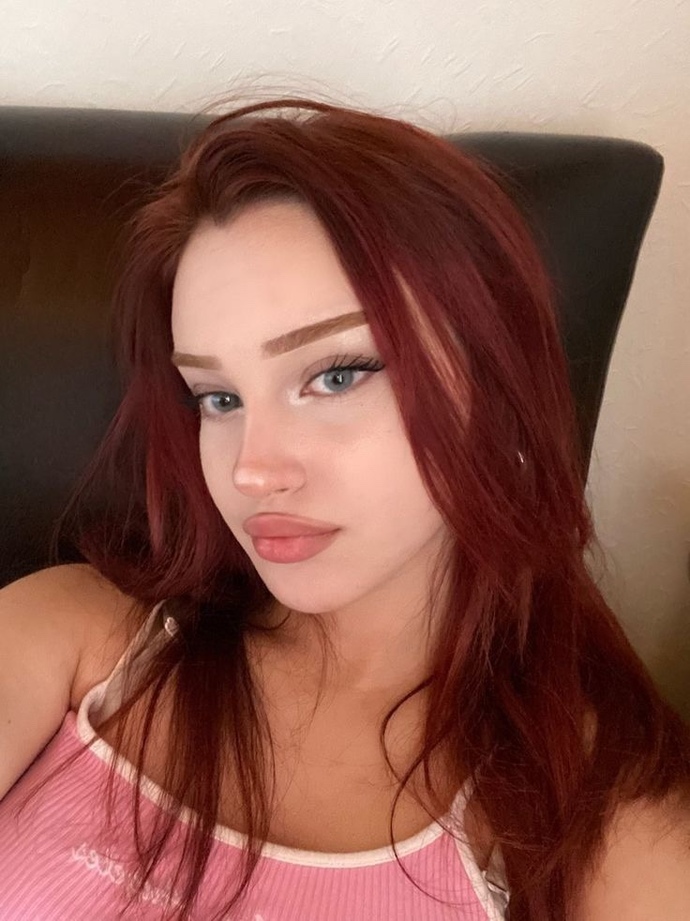 hangi saç rengini daha çok beğeniyorsunuz?