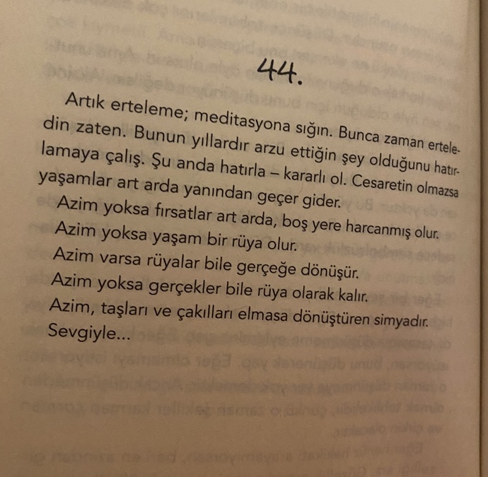 Geceye bir alıntı ya da mısra bırakır mısınız?