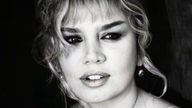 Şu an duygularınıza tercüman olan şarkı hangisi?