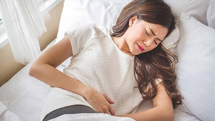 Kadinlar regl olmayı fazla abartmıyor mu?