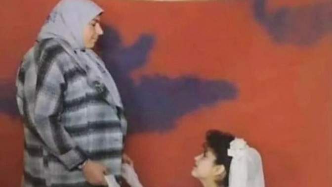 Kaynananızla çekilmiş fotoğrafınızı salonunuza asar mısınız?