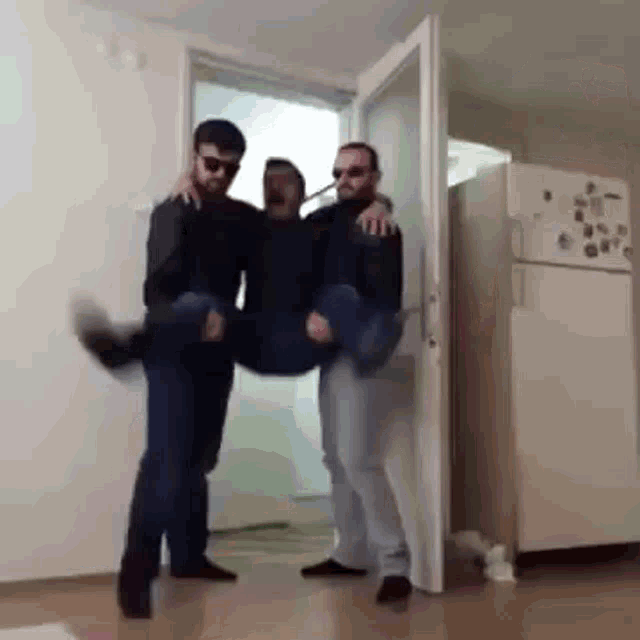 "İlk defa aşık oluyorum" diyen karşı cinse inanır mısın?