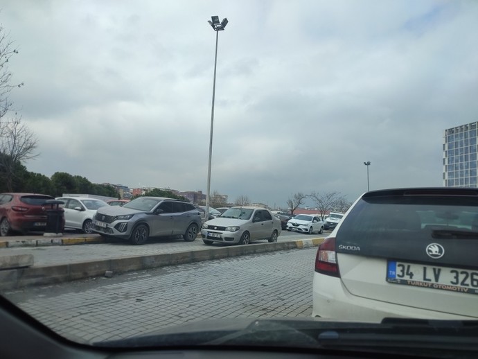 Bulunduğunuz yeri anlık çekip gönderseydiniz ne görmüş olurdum?