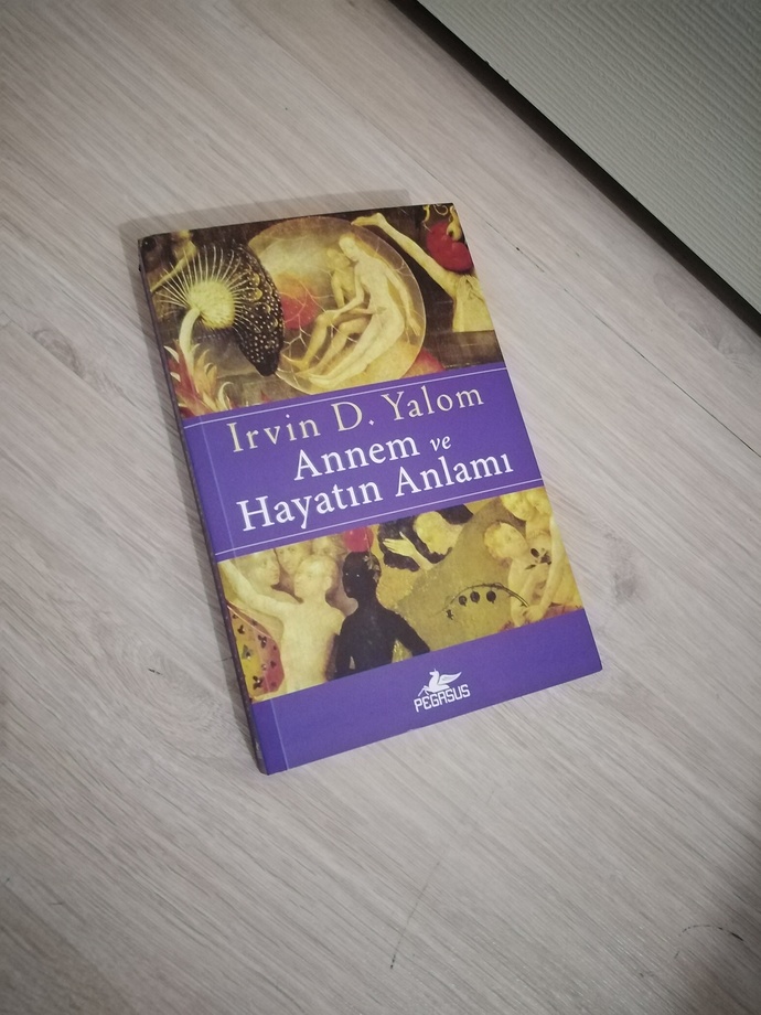 Kitap okuyanınız var mı?