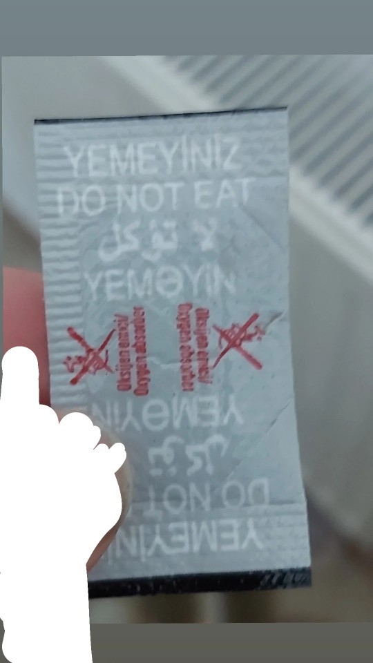 Getirden kek almıştım içinden böyle bisey çıktı bu ne acaba?