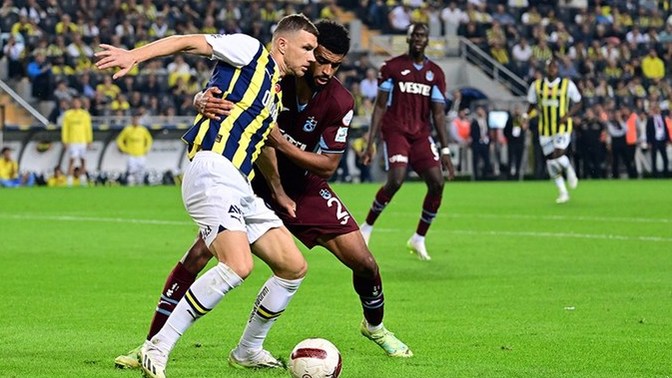 Süper Lig'de şampiyonluk yolunda dev maç! Fenerbahçe-Trabzonspor maç sonu tahminleriniz neler?