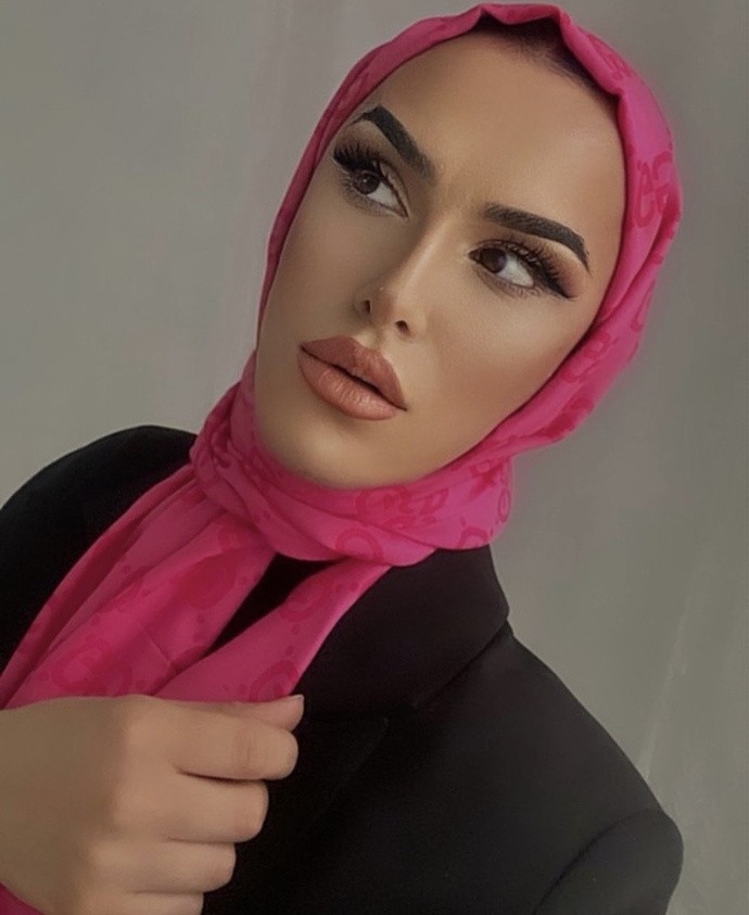 Kapali travesti gördünüz mü hic?
