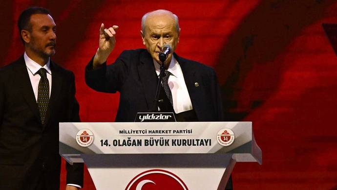 Devlet Bahçeli Erdoğana : Ayrılamazsın, Türk milletini yalnız bırakamazsın. dedi ne düşünüyorsunuz?