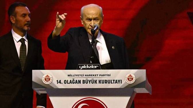 Devlet Bahçeli Erdoğan'a : Ayrılamazsın, Türk milletini yalnız bırakamazsın. dedi ne düşünüyorsunuz?