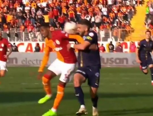 Ne zaman bitecek bu Tiyatro?