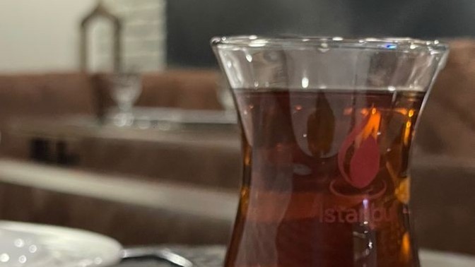 Akşam çayınızın yanında illa ki yiyecek bir şeyler olması gerekir mi?