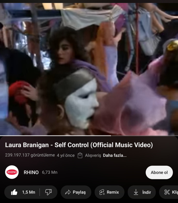 Tam şu anda ne izliyorsun?