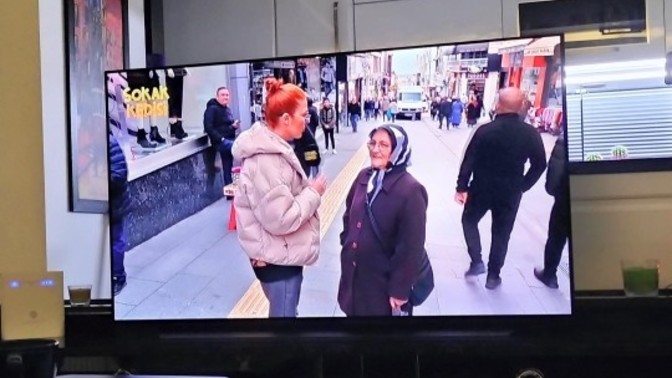 Tam şu anda ne izliyorsun?