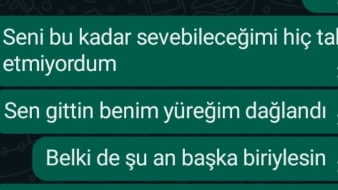 Hiç yokluğuyla bile konuşacak kadar sevdin mi birini?