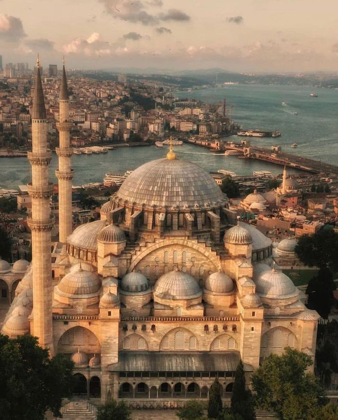 Hangi tarihi yapıyı daha çok beğeniyorsunuz?