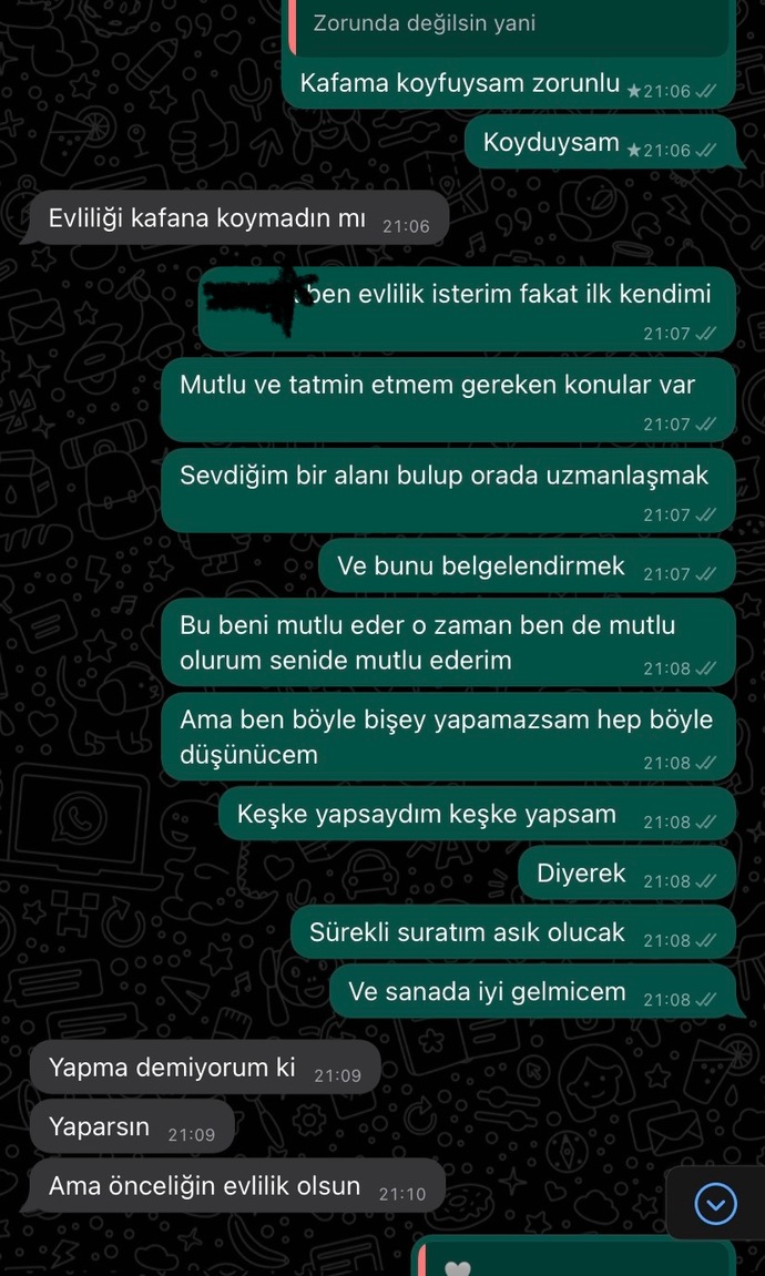 Nişanlımla seneye evleneceğiz ama ben okuduğum bölümü sevmiyorum, tekrar okumak istiyorum. Kurduğu cümlelere ne diyorsunuz?