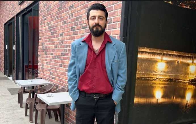Sizce Güncel Olarak Hangisi Daha Komik?
