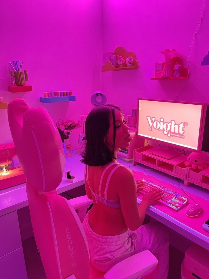 Kızlar gamer odasının rengini daha çok pembe mi tercih ederler?