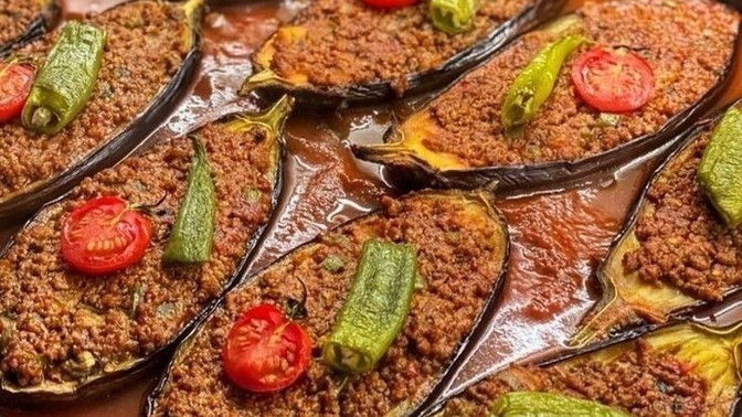 Karnıyarık yemeğini sever misiniz?