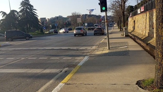 Yürüyüş yapmak için çok da güzel değil mi hava?