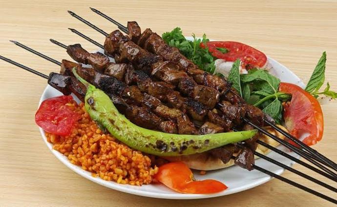 Bugün iftar menünüzde hangi yemekler vardı?