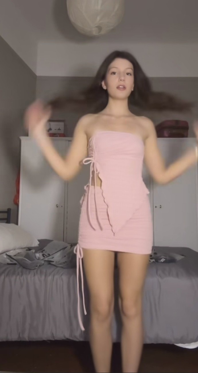 Kızın fiziği nasıl boy 176 kilo ya 51 ya da 61?
