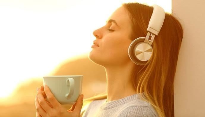Dinledikçe içinize işleyen bir müzik var mı?