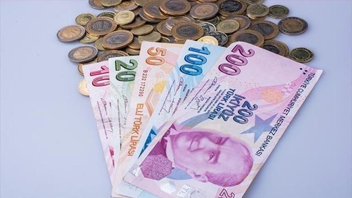 Paranın insanı değiştirebileceğine inanıyor musunuz?