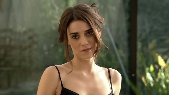 Aldatıldığını bildiğiniz birini bu durumdan haberdar eder misiniz?