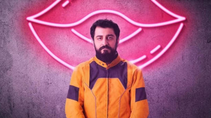 Sizi güldüren dizi/filmler var mı?