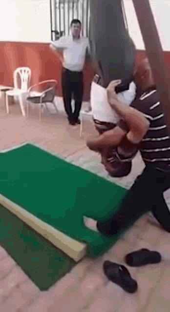 SSizce bu akşam adet olurmuyum?