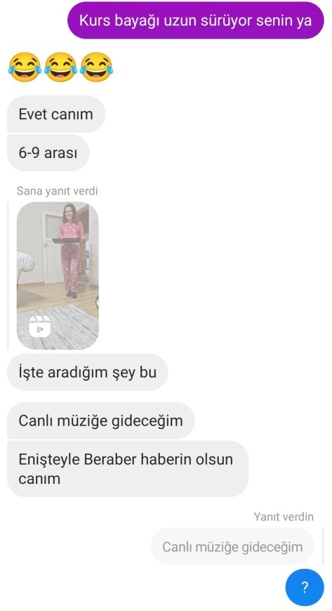 Arkadaşlar canlı müzik cafe mi yoksa barda mı oluyor bilmediğim için soruyorum fotoğrafı da koydum?
