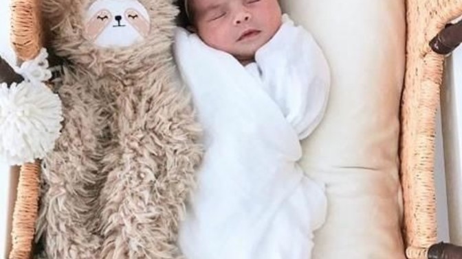 Bebek kundaklama bebekler için faydalı mıdır?