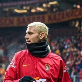 Mauro Icardi erkeklerin saç boyama isteğini arttırıyor mu sizce?