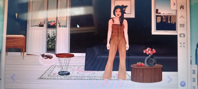 Yaşım 22 hala Stardoll oynuyorum, acayip miyim?