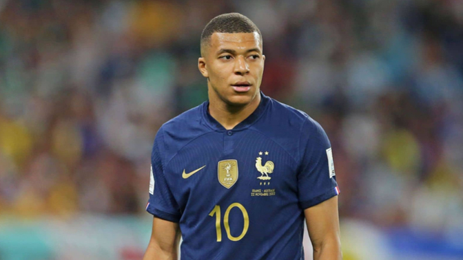 Mbappe "Futbolcular milli takımda oynadıkları için para almamalı." dedi. Sizce mantıklı mı?