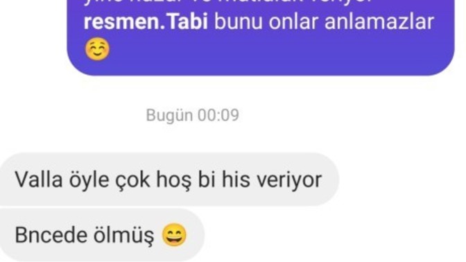Ynwi tanıştığım kızın hikayesine yanıt verdim konuşma bu şekilde gelişti sizce umut var mı nasıl hareket etmeliyim?