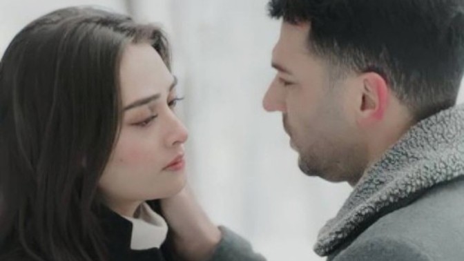 Sebepsiz yere ayrılan sevgili hakkında ne düşünürsün?