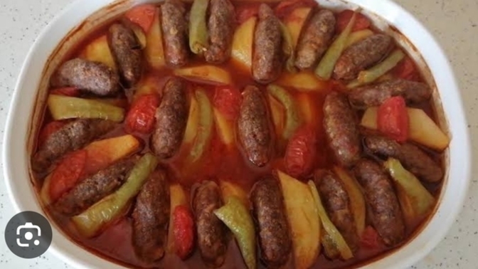 İzmir köfte sever misiniz iftara yanına ne yapsam?