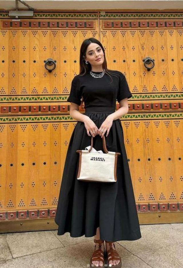 Simay Barlas Suudi Arabistana gitti. İzdihama yol açtı! Sence hak ediyor mu?