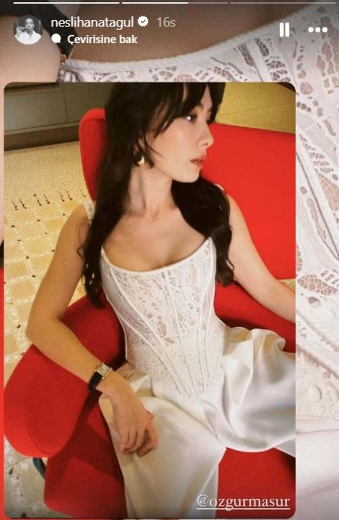 Ünlü oyuncu Neslihan Atagül İtalya tarzıyla gündem oldu. Sizce güzel olmuş mu?