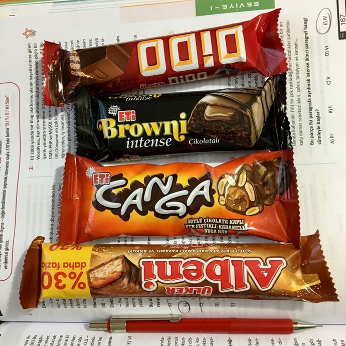 Ayaküstü ve partilercesine sahur yapacak olsanız hangi abur cuburlar olsa çok mutlu olursunuz 😋👍?
