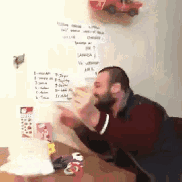 Evlenen kızlar evlenecek erkekleri nasıl buluyorlar?