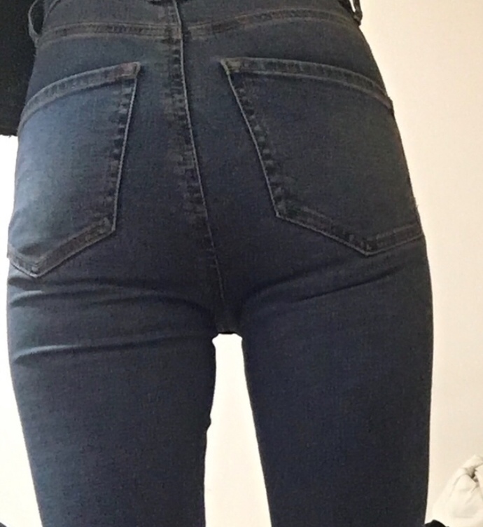 Pantolon yakismismi?