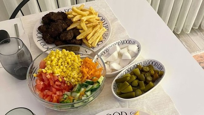 Eşiniz/sevgiliniz iftar yemeğini sizden habersiz hazırlasa tepkiniz ne olurdu?